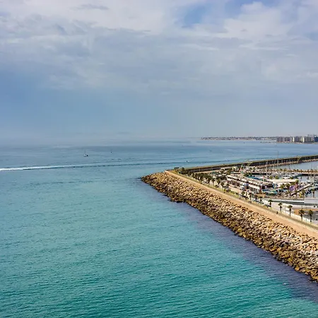 公寓 Goleta 30 *