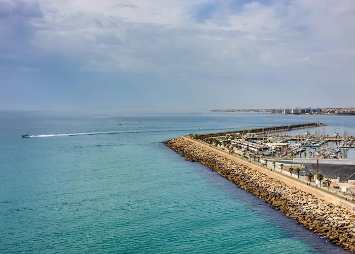 公寓 Goleta 30 *